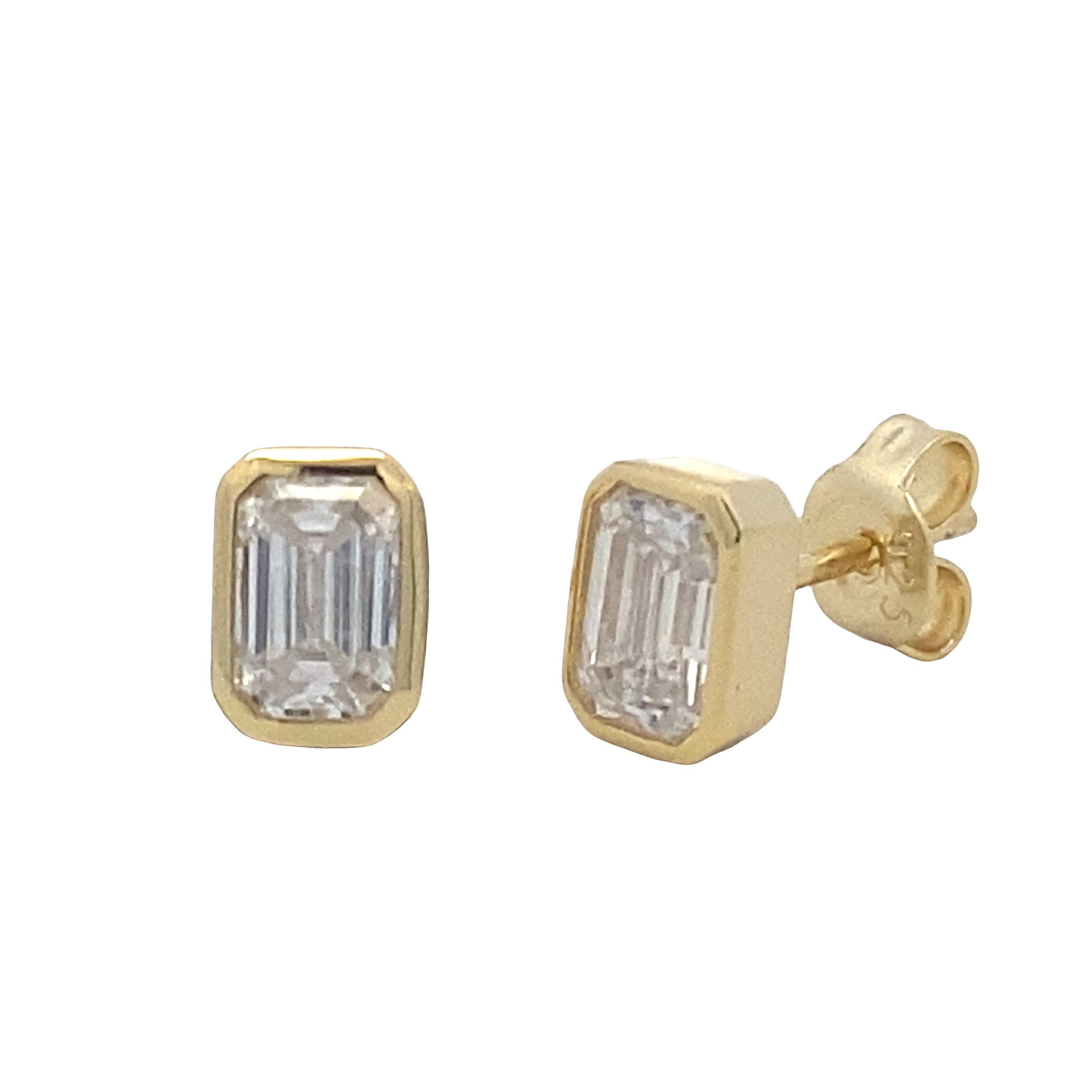 Moissanite Stud Earrings Vermeil on sale at MyriadMart