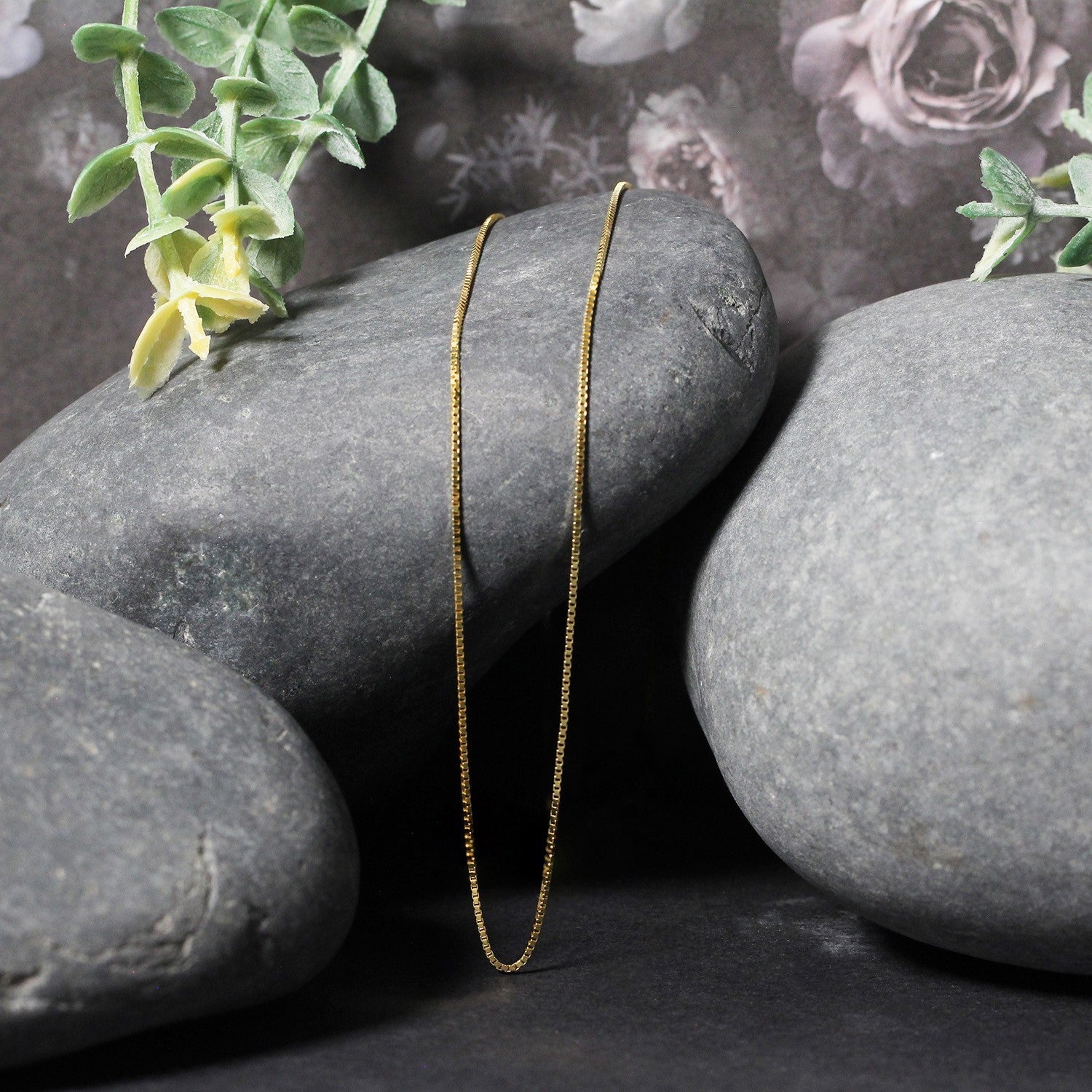 14k Yellow Gold Classic Box Chain 0.7mm on sale at MyriadMart