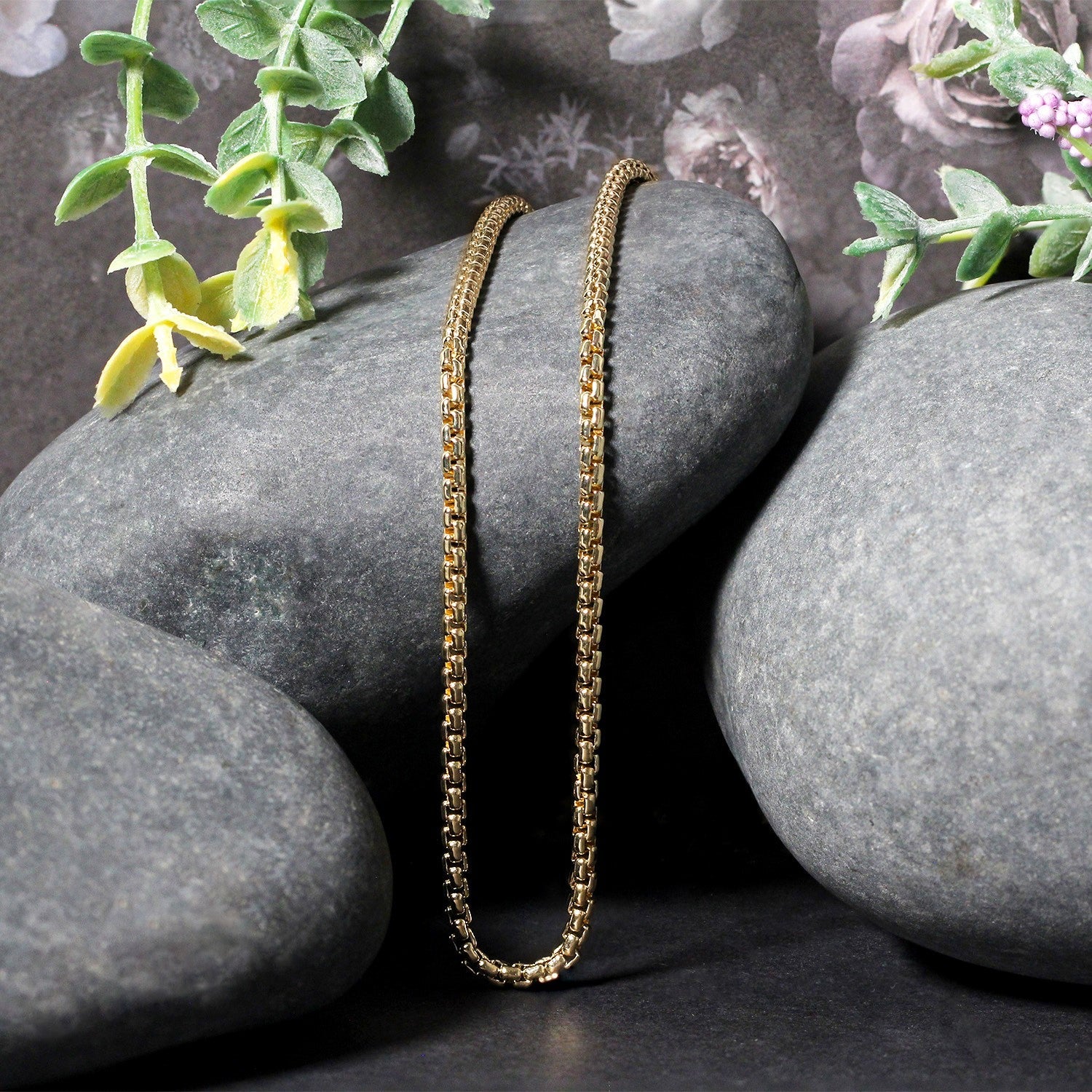 14k Yellow Gold Solid Round Box Chain 2.5 mm on sale at MyriadMart