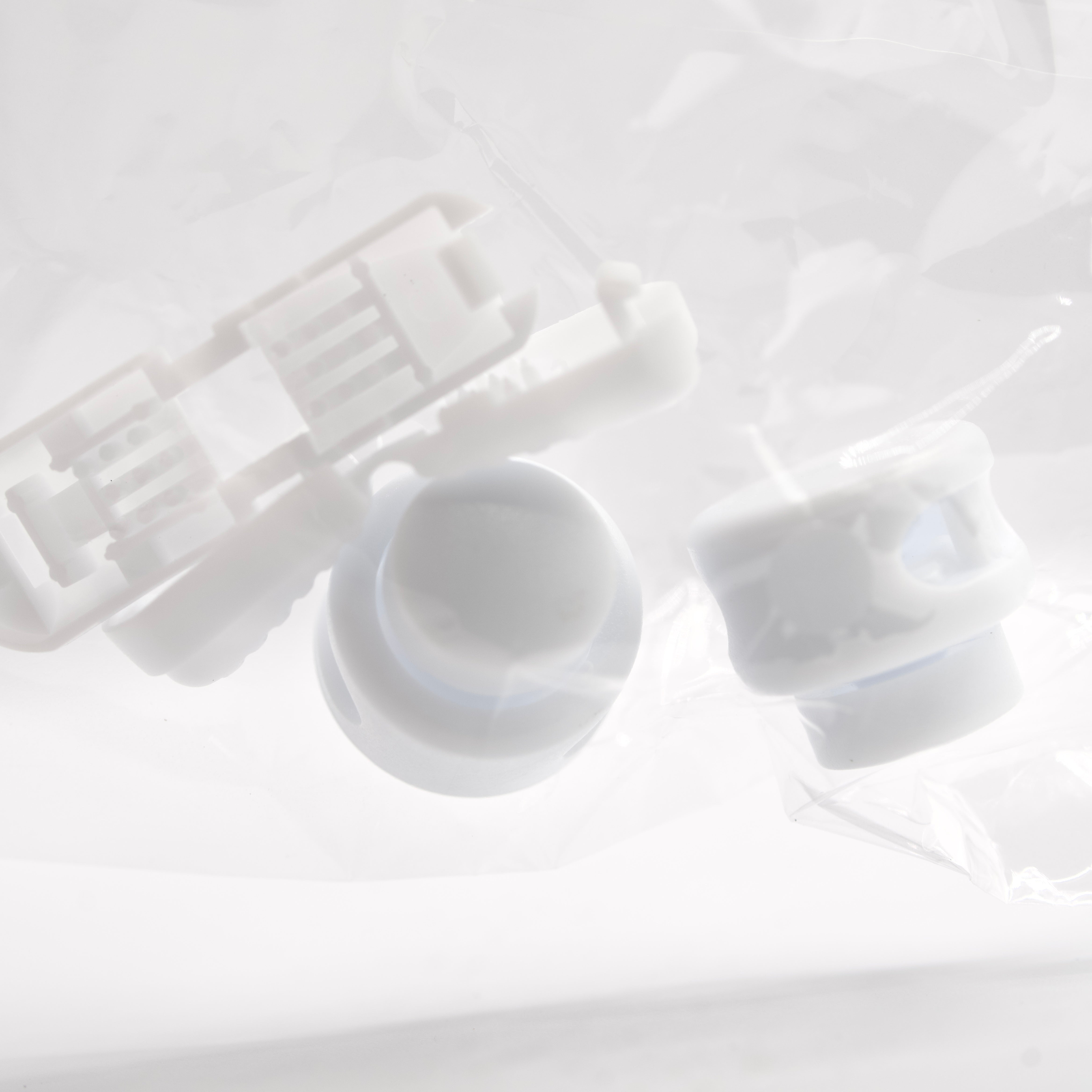 Round Locks Elastic on sale at MyriadMart