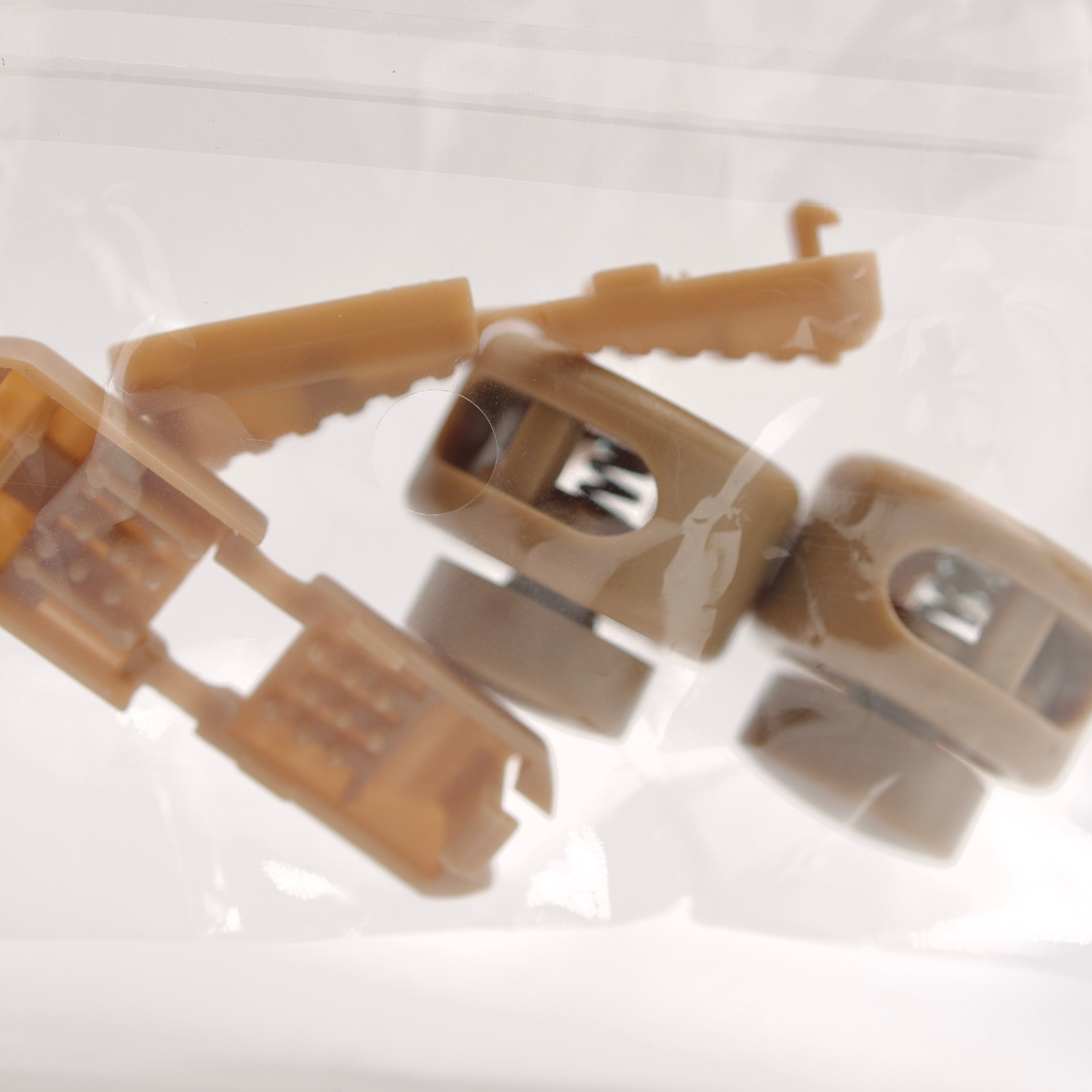 Round Locks Elastic on sale at MyriadMart