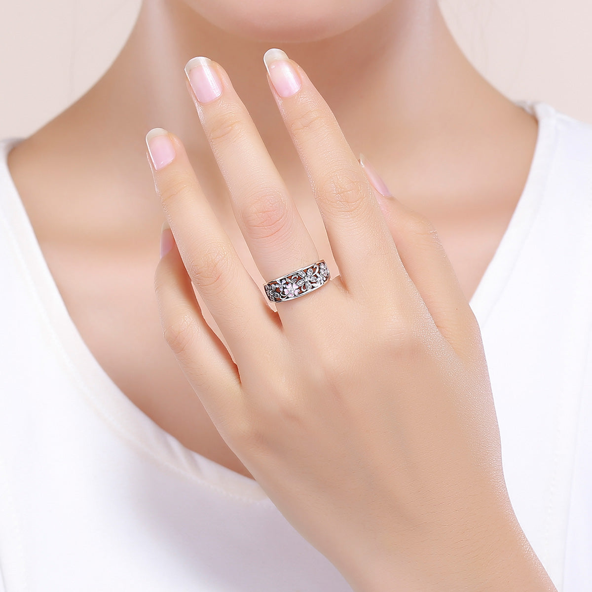 S925 Sterling Silver Ring Size 6.0 on sale at MyriadMart