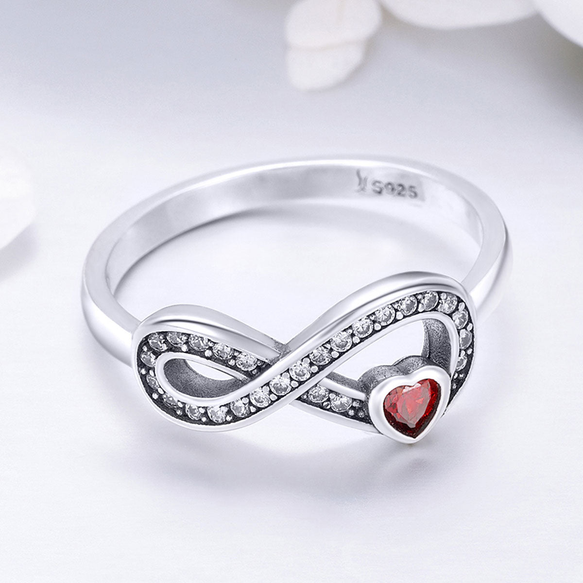 925 Sterling Silver Size 6.0 Ring for Women on sale at MyriadMart