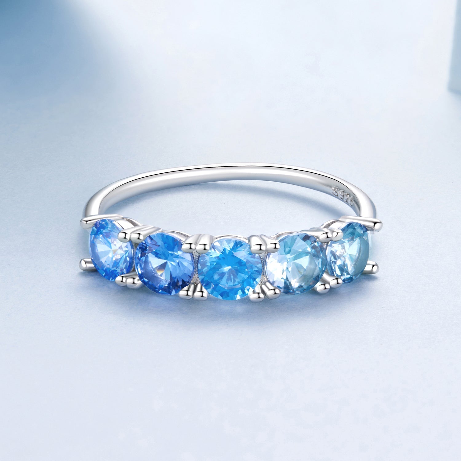 925 Sterling Silver Ring with White Gold Plating for Women, Size 6.0 on sale at MyriadMart
